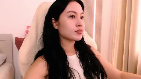 silk_ann online show from July 13, 8:40 am
