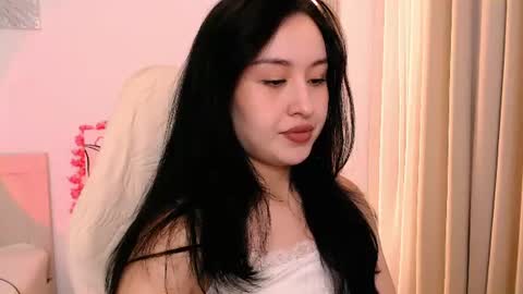 silk_ann online show from June 13, 12:26 pm