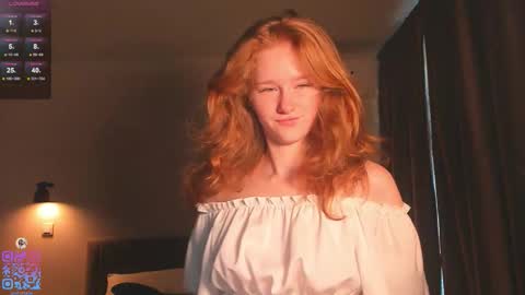 Snapshot of silkencrave chatting on September 22, 5:11 am Call me Mia online show from September 22, 5:11 am