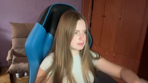 Erica online show from June 12, 12:04 pm