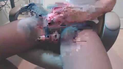 Silkylvr Crossdresser online show from December 17, 4:14 pm