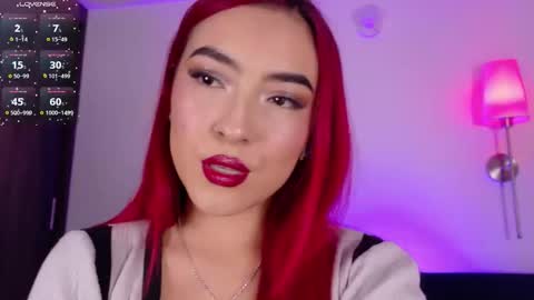 Snapshot of silvana_goddess chatting on October 24, 10:43 pm Silvana  online show from October 24, 10:43 pm