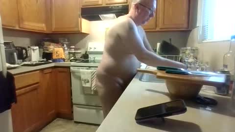 silverdragon70 online show from December 21, 9:10 pm