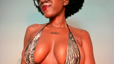 silverosequeen online show from June 25, 5:45 am