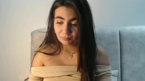 Snapshot of silviecollins chatting on September 25, 3:24 am Silvie online show from September 25, 3:24 am