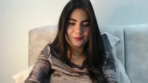 Snapshot of silviecollins chatting on October 5, 12:30 am Silvie online show from October 5, 12:30 am