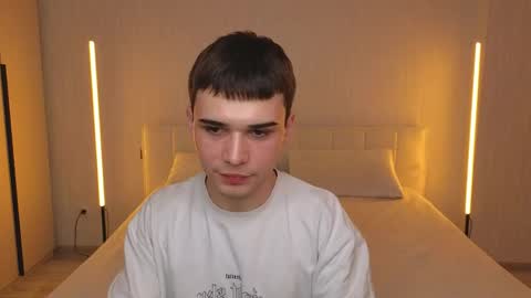 Alex online show from May 15, 2:24 pm
