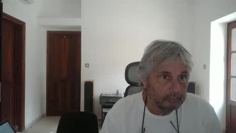 Simon online show from April 27, 10:02 am