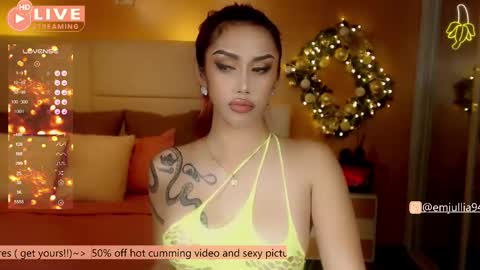     online show from December 8, 11:29 pm