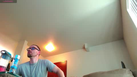 Husky Dad online show from November 9, 10:34 pm