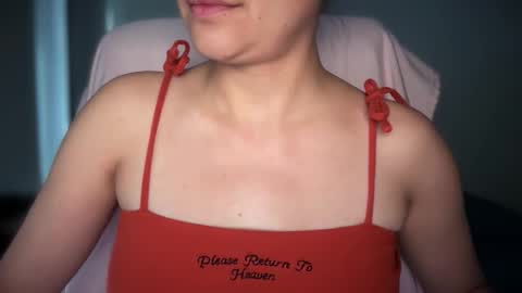 Snapshot of sindrastone chatting on September 11, 4:52 pm Sindra online show from September 11, 4:52 pm