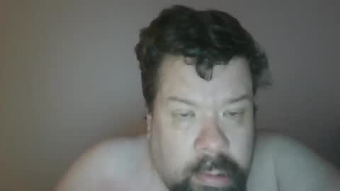 Snapshot of singledude_69 chatting on December 31, 7:10 am SingleDude 69 online show from December 31, 7:10 am