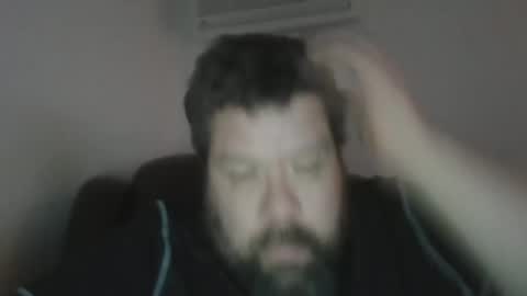 Snapshot of singledude_69 chatting on December 7, 7:32 am SingleDude 69 online show from December 7, 7:32 am