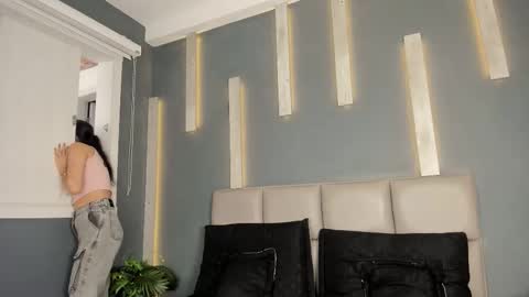 SinLickerr online show from February 16, 8:07 pm