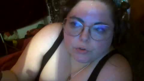 Siofra online show from April 21, 3:57 am