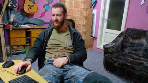 I am The Fourth and only Sir. Pelo online show from January 7, 11:04 am