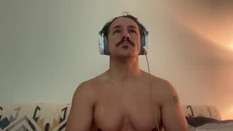 Snapshot of sirbubblesworth chatting on January 23, 10:22 pm sirbubblesworth online show from January 23, 10:22 pm