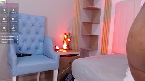 Elyzabeth online show from March 18, 6:03 pm