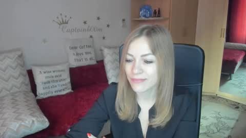 sirenasilk online show from October 11, 4:17 am