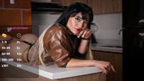 Snapshot of sirius_smith chatting on October 15, 4:16 am koral online show from October 15, 4:16 am