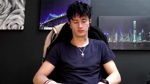 SirReedy online show from February 11, 6:06 am