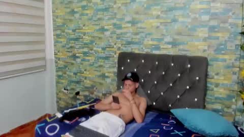 SIR RYANT online show from March 5, 5:18 pm