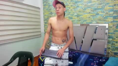 SIR RYANT online show from February 1, 7:23 pm