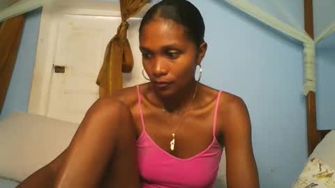 sissi0325 online show from February 17, 6:34 am