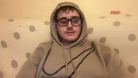 sissy_brit22 online show from December 13, 4:00 am