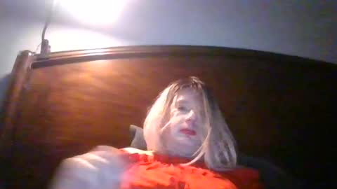 wants to suck cock online show from April 27, 2:42 am