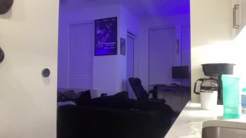 Sissyblkgoddess online show from May 17, 2:32 am