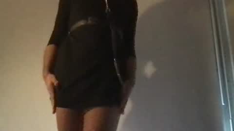 Free and looking for a owner online show from March 5, 11:49 am