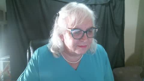 Sissy Diane online show from September 24, 11:44 pm