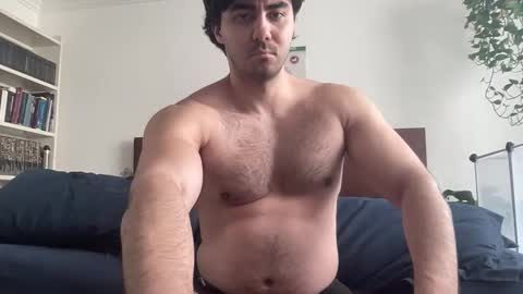 sixpacker_ online show from December 16, 5:41 pm