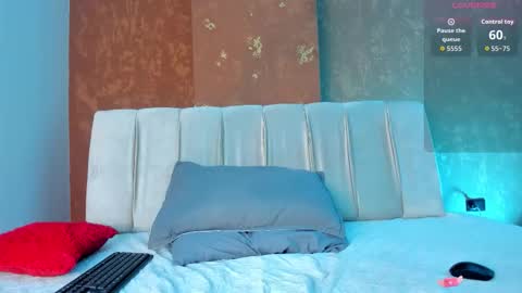 Skarlethill online show from November 17, 12:52 pm