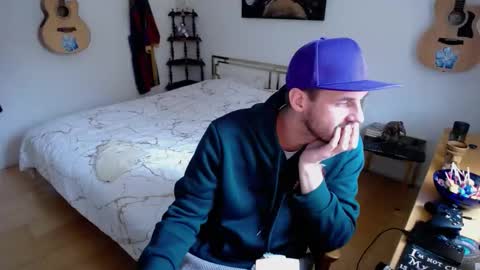 skatejocke online show from November 20, 9:52 am