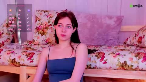 Emily online show from October 14, 5:21 am