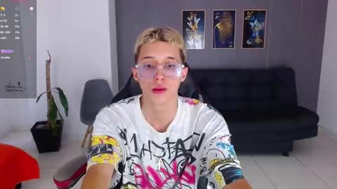 skinny_bigcock20 online show from November 22, 8:51 pm