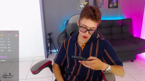 skinny_bigcock20 online show from April 6, 9:05 pm