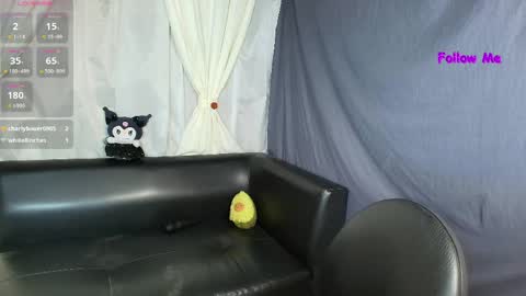 Emily Rojas online show from April 7, 8:00 pm