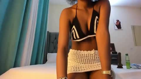 skinny_jolie online show from February 9, 9:06 pm