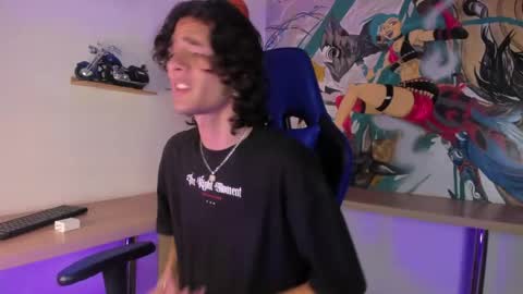 Mac online show from April 21, 2:02 pm