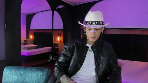 Mac online show from March 25, 2:24 pm