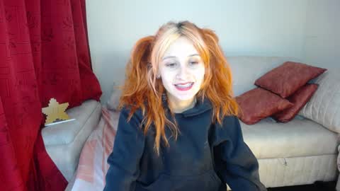 Snapshot of skinny_raven chatting on January 30, 1:22 am Marion online show from January 30, 1:22 am