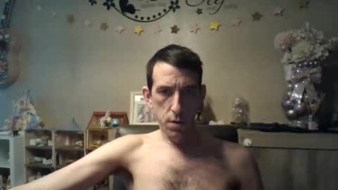 SkinnyBigCock2 online show from January 13, 9:28 am