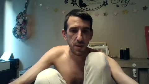 SkinnyBigCock2 online show from August 3, 6:03 pm