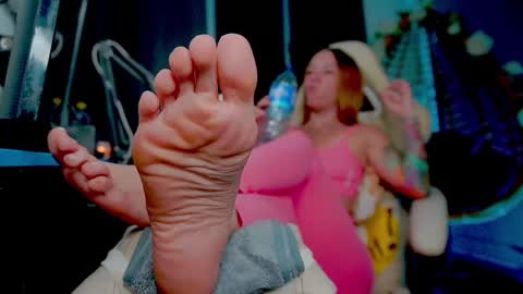 GoddessSkinny online show from February 22, 4:07 am