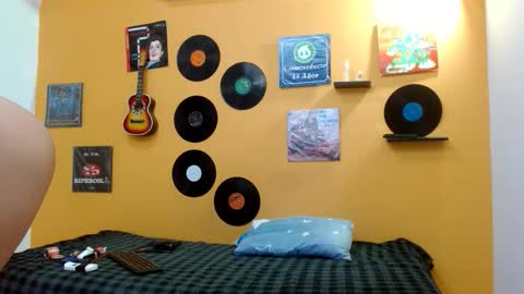 VERUS online show from December 3, 7:03 pm