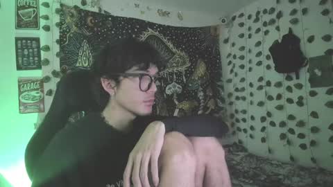 skiny_dann online show from April 19, 4:46 am