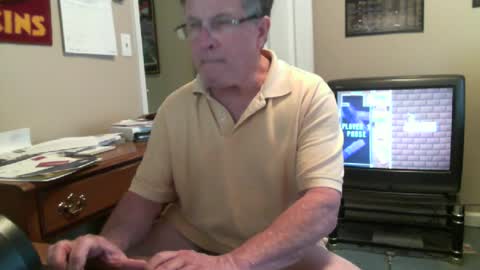 skn1960e online show from June 29, 3:12 pm